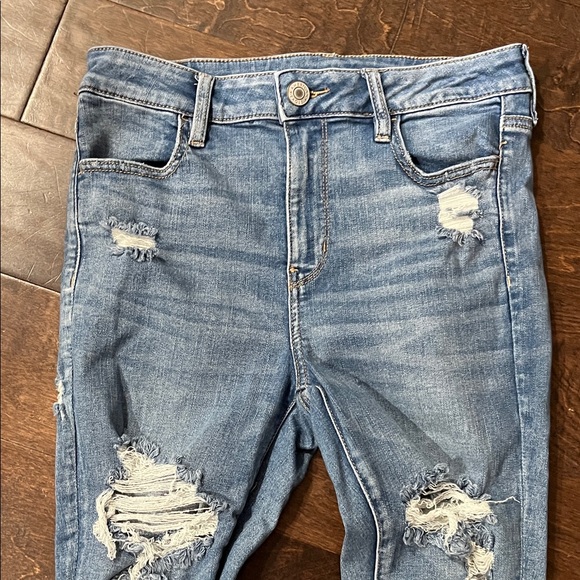 American Eagle Distressed Blue Women's Jeans - Picture 2 of 8